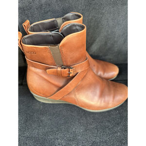ECCO Women’s Leather Ankle Boots Brown Cognac Zip Buckle EU 39 US 8.5
